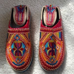 Moroccan girl slippers size 4